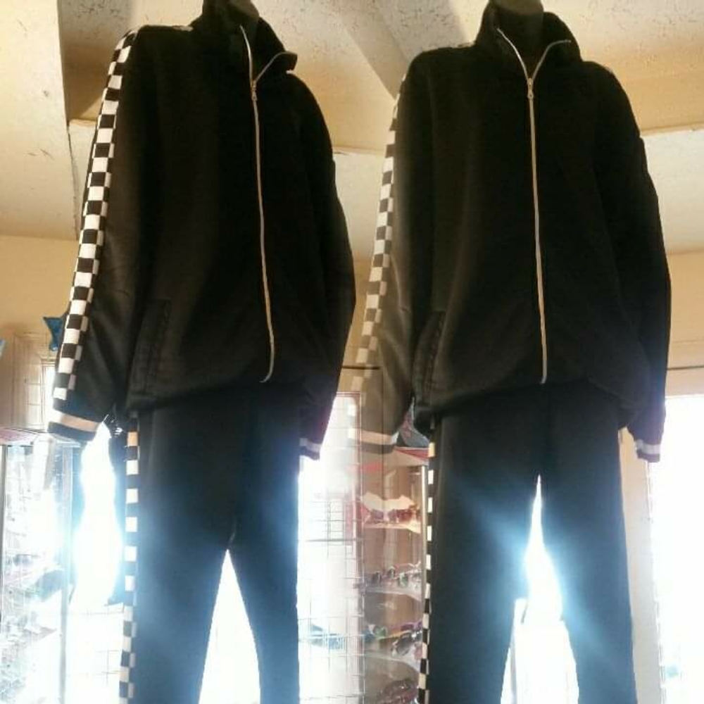 Track 🧥 Jacket